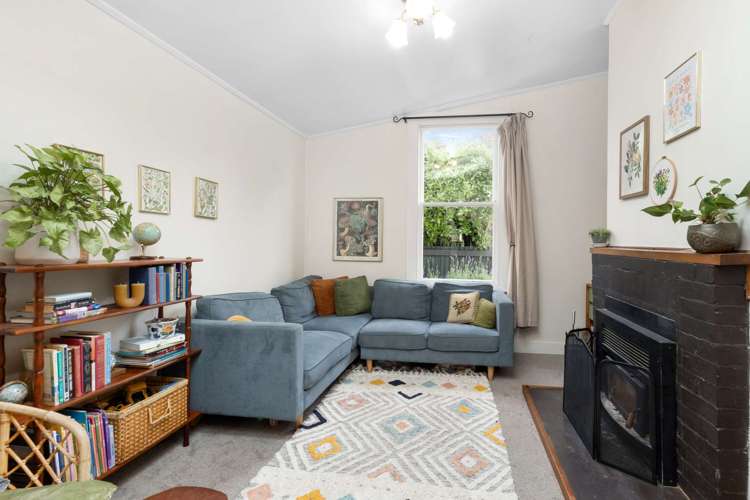 1/114 Luxmoore Road_2