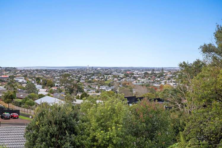 135 Sunset Road Totara Vale_14