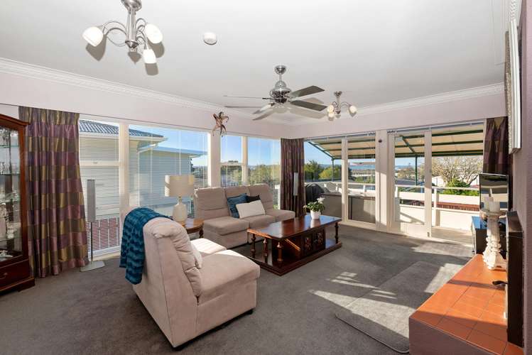 6 Fowey Avenue Te Atatu South_5