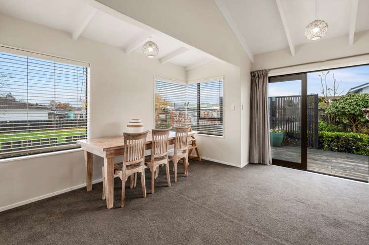 44a Robertson Street Glenholme_8