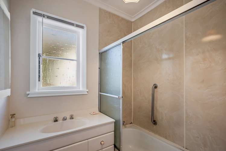 89 Ruahine Street Paraparaumu_15