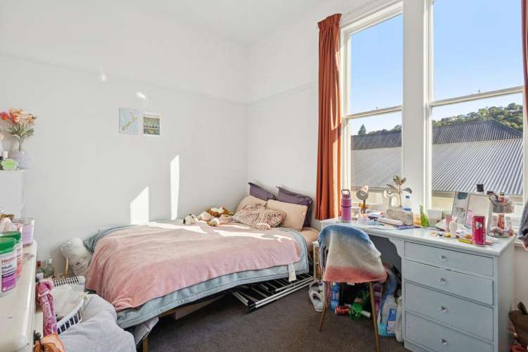 182 Queen Street North Dunedin_9