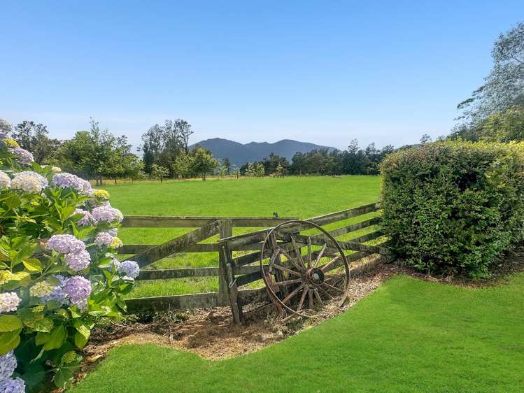 22 Petersen Road Harihari_8