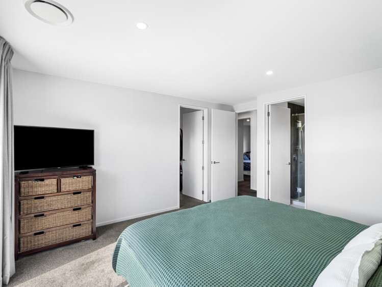 18 Whitehorn Drive Lincoln_16