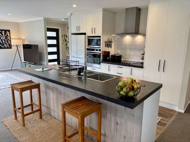 41 Wallis Drive 10126_2