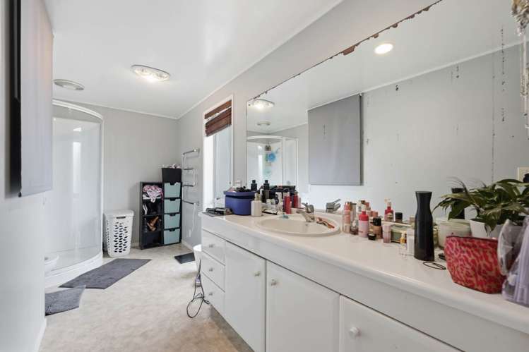 5 Woodgers Way Somerville_18