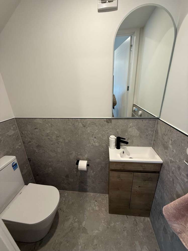 40b Glenmore Road Sunnyhills_12