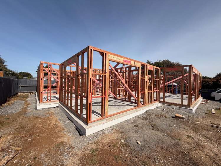 35 West Plains Road_2