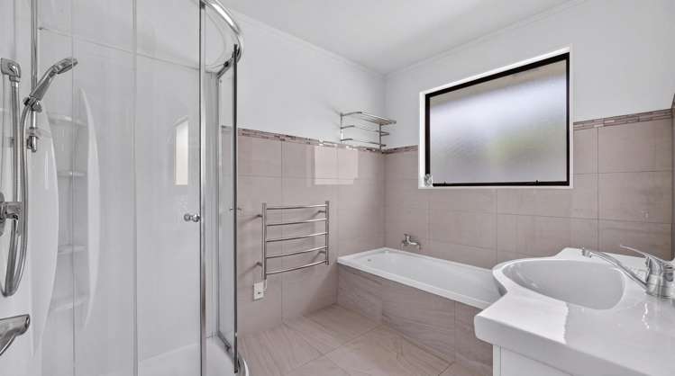 12 Wordsworth Place Stoke_10