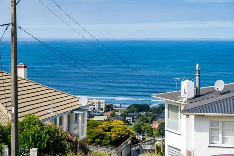 152 Easther Crescent Kew_18