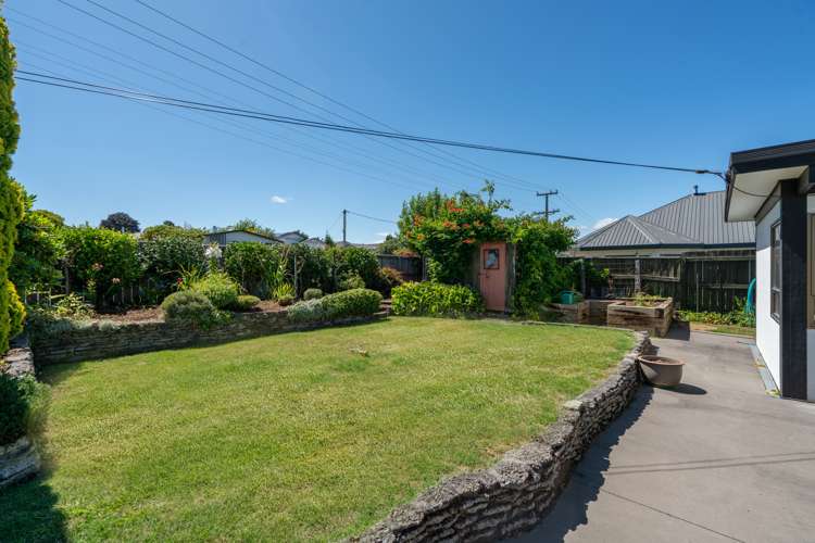 2/15 Mere Road Taupo_16
