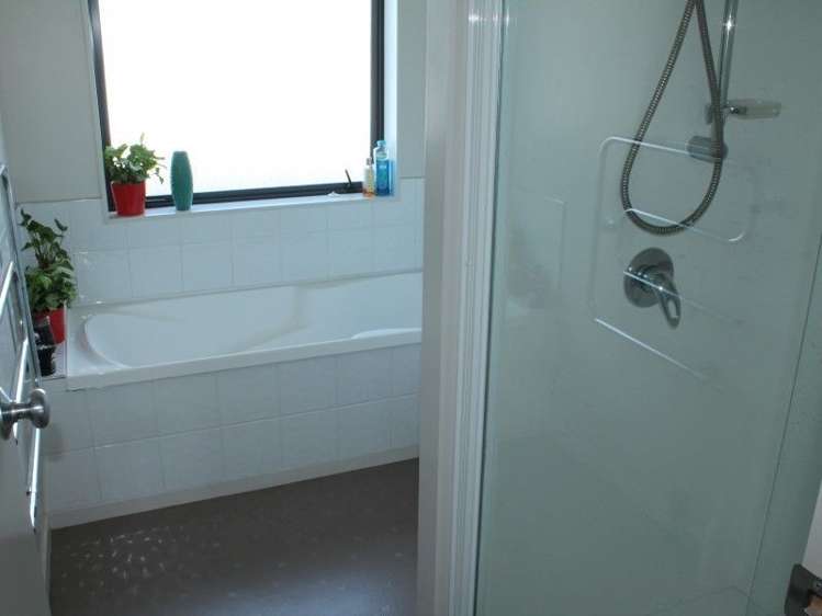 111 Great North Road Winton_4