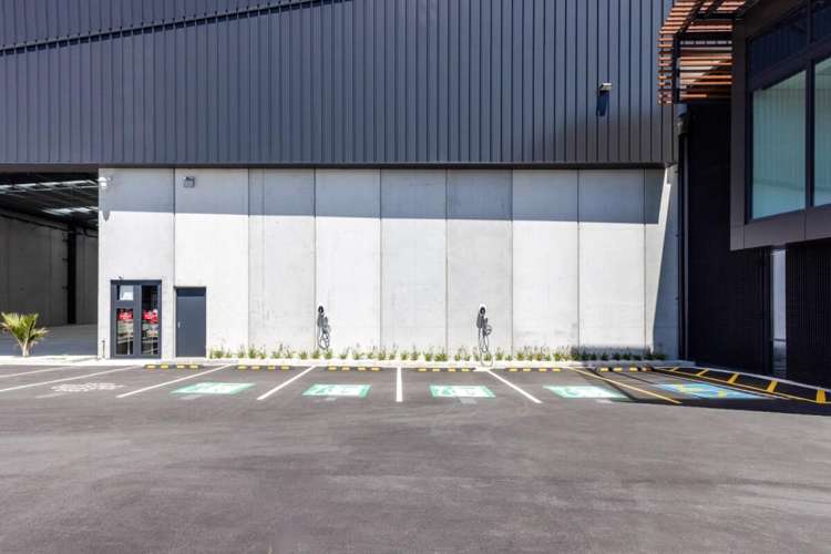 7-23 Cain Road Penrose_20