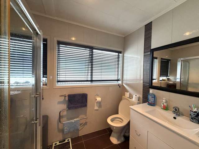 3 Hepburn Road Glendene_4