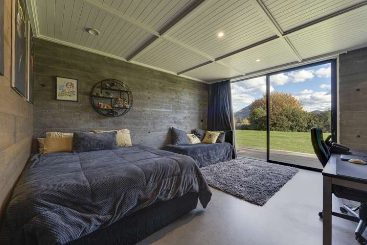 1 Tasman Terrace Drift Bay_20