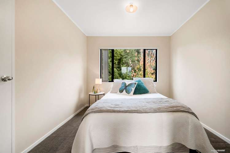 1/3 Antrim Grove Bayview_16