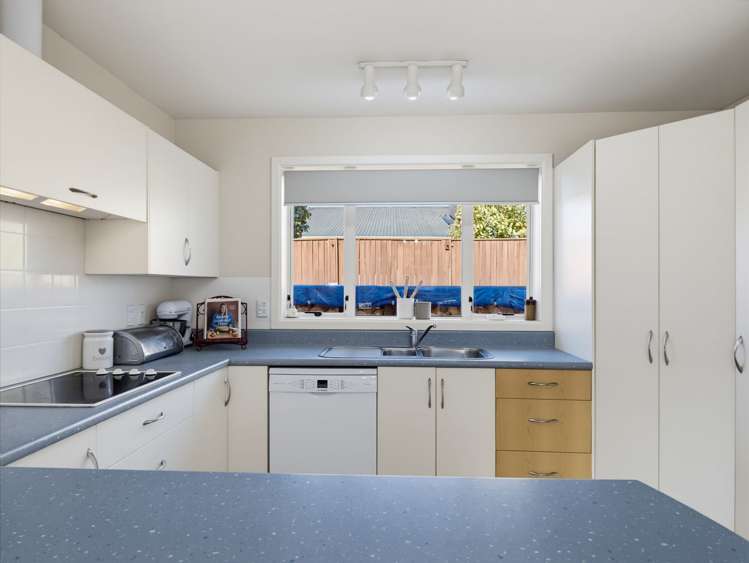 332 Memorial Avenue Burnside_10
