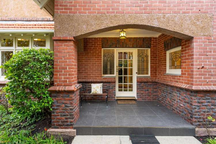 6 Tolcarne Avenue Maori Hill_1