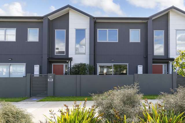 28 Bluff Road Porirua_1