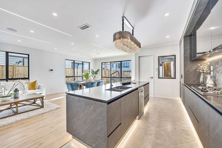 10 Teitei Rise Flat Bush_5