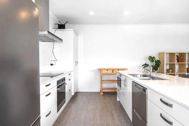 9 George West Square Wigram_7
