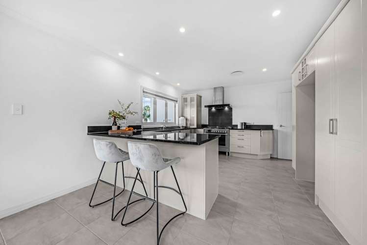 9 Soljans Place Flat Bush_14