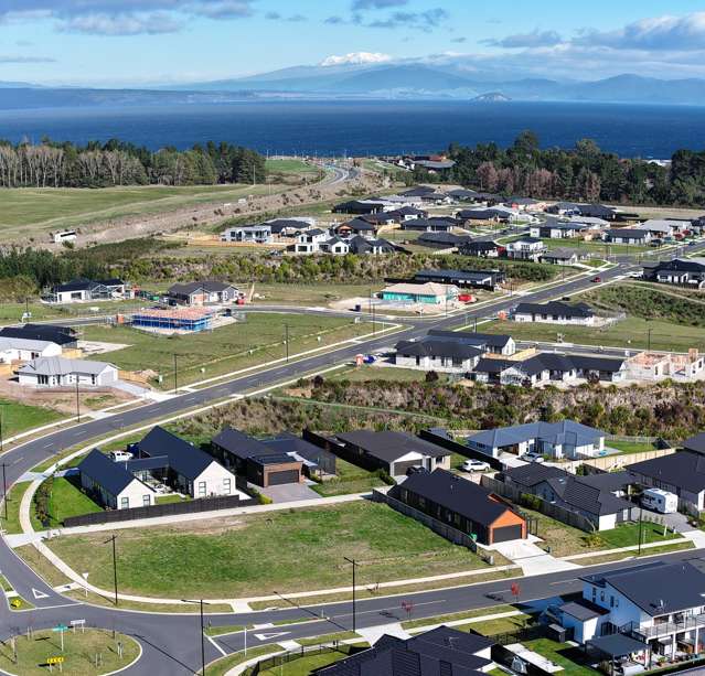 40 Wai Terrace Wharewaka_4