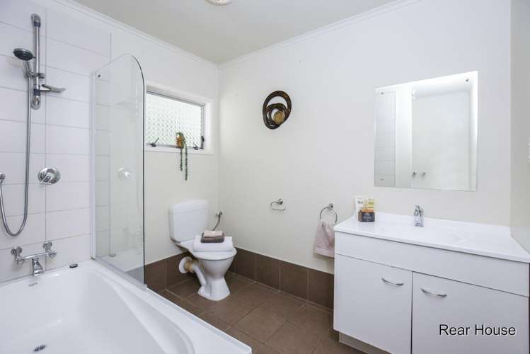 7 Puketitiro Street Glen Eden_8