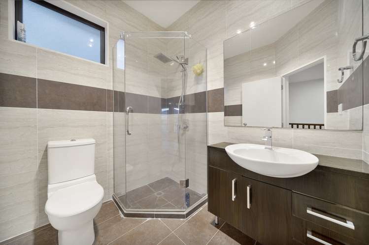 4 Gordon Stanley Drive Massey_12