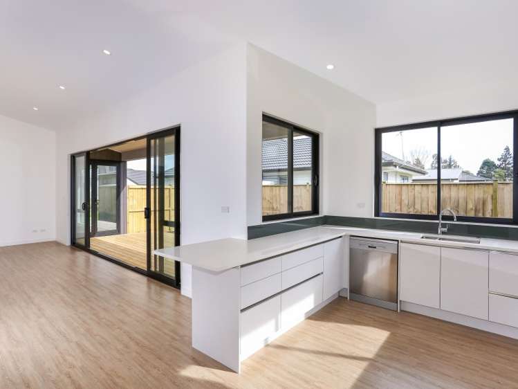 27 Andalusian Way Karaka_6