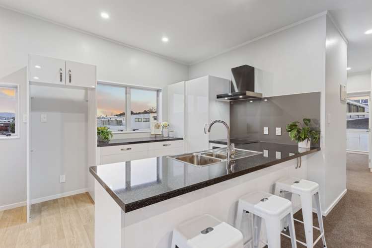 4/66 Glenmall Place Glen Eden_9