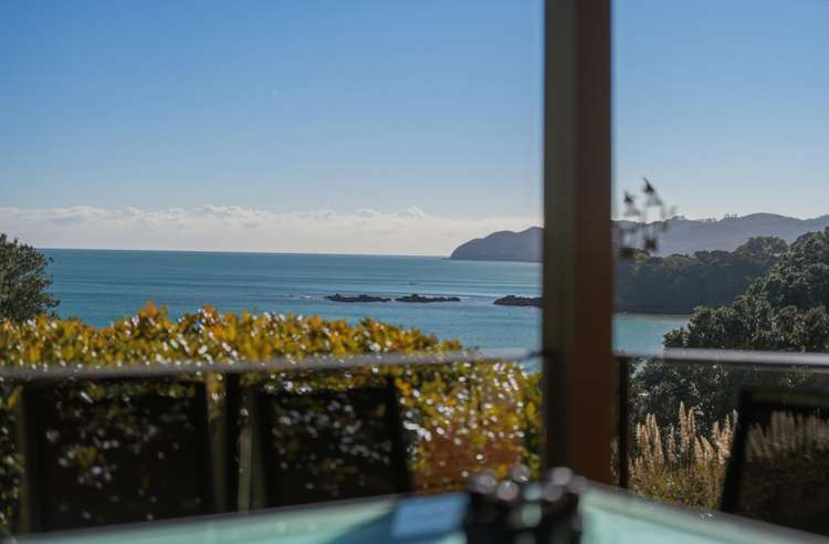 61 State Highway 10 Coopers Beach_16