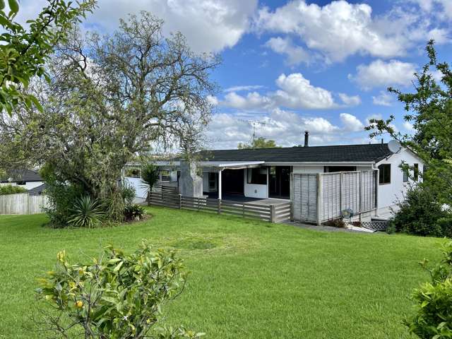 60a Beach Road Mellons Bay_1