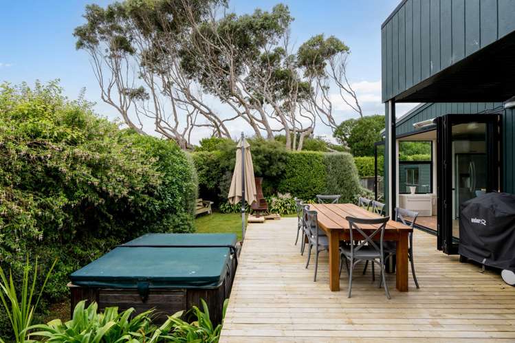 17 Sulisker Street Karitane_24