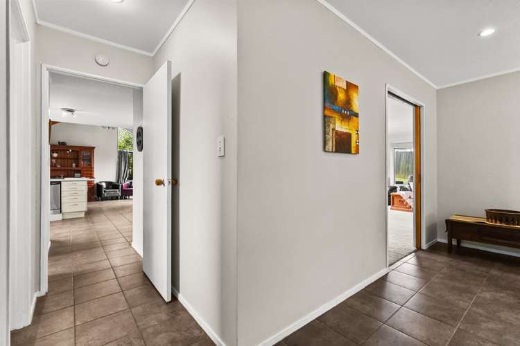 102 Rhinevale Close Henderson_5