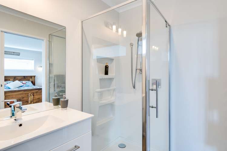 44 Le Quesne Road Bay View_13