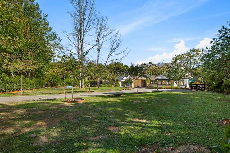 45 Chester Avenue Greenhithe_39