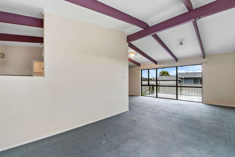 17 Cypress Place Owhata_5