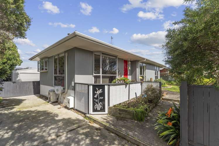 6 Robert Grove Paraparaumu_13
