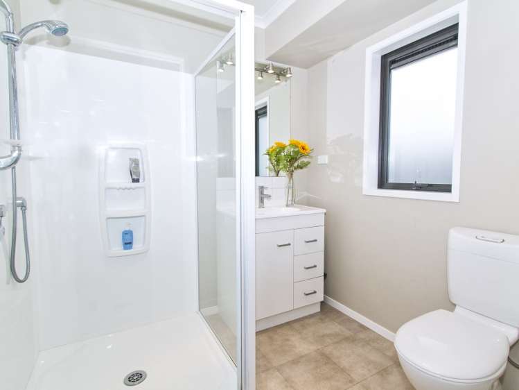 23 Magnetic Place Cromwell_8