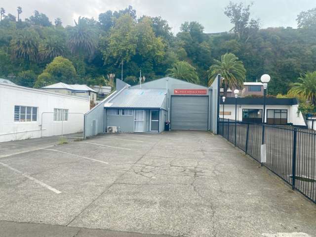 Well Positioned Mixed Use on Carlyle Street