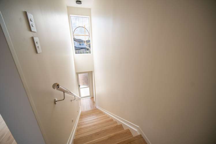 9 Sunnyheights Road Orewa_11