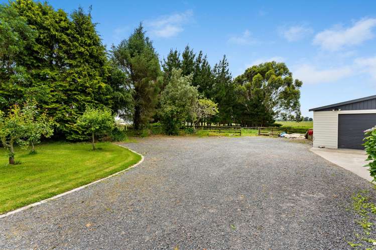 178 Waikawa Beach Road Manakau_25