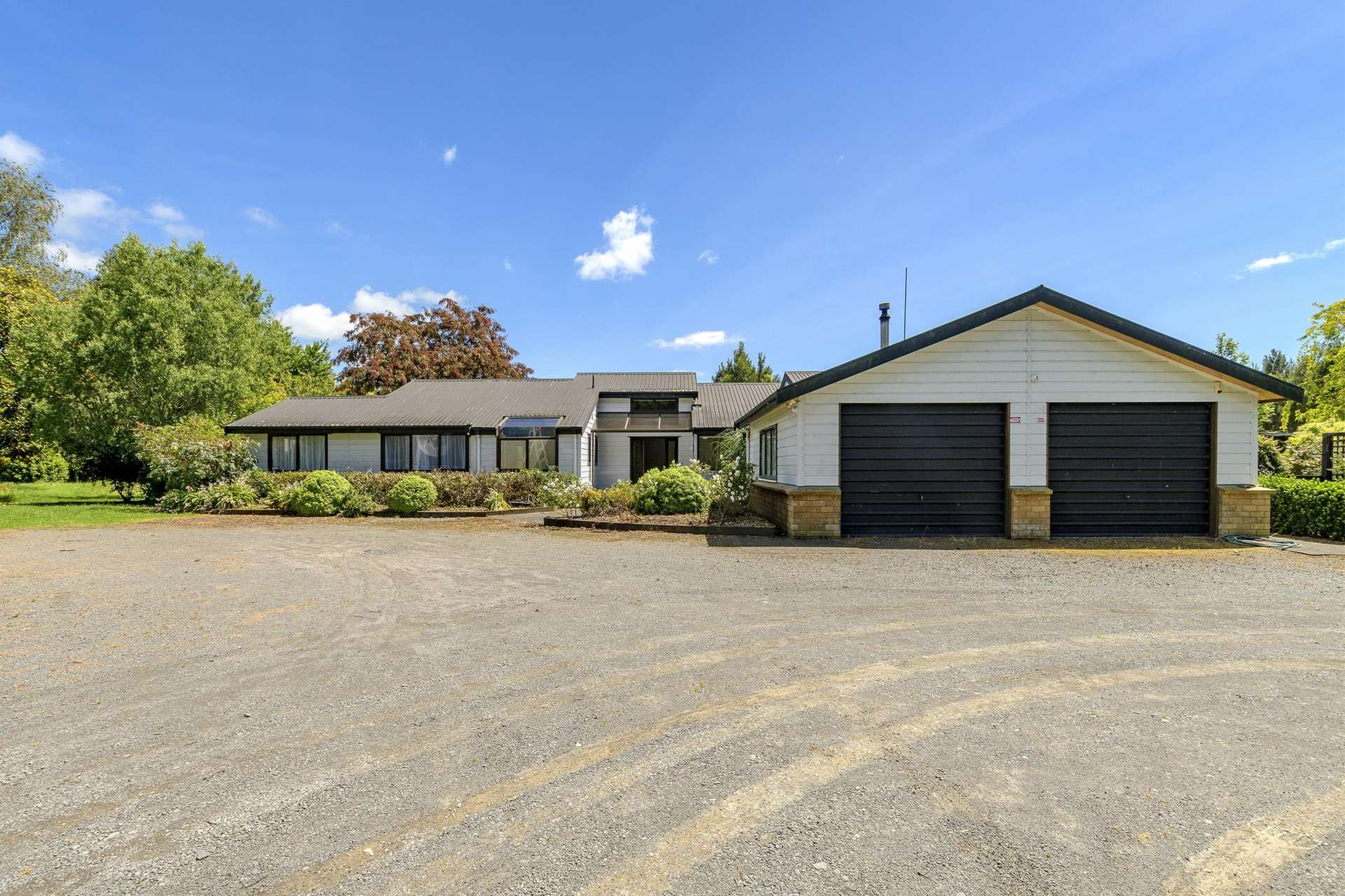 56 Thompsons Track Aongatete_0