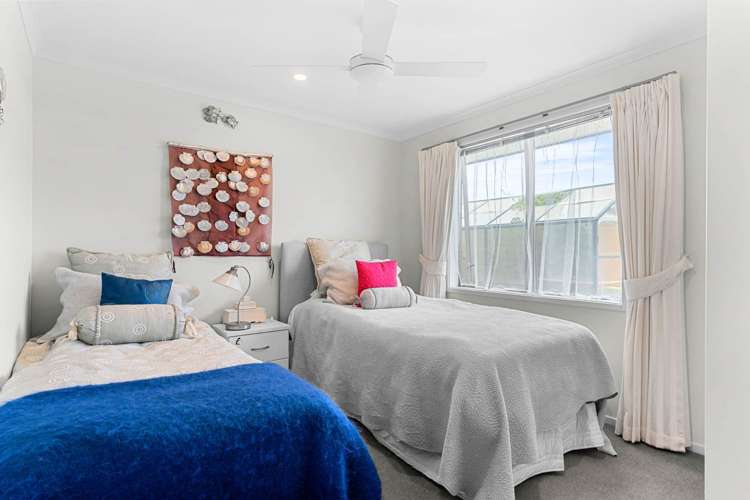 13 Sando Way One Tree Point_11