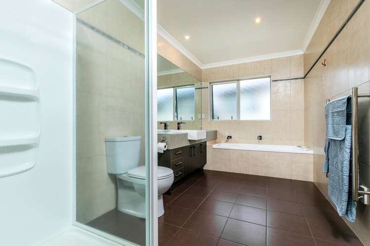 6 Wye Oak Drive Schnapper Rock_16