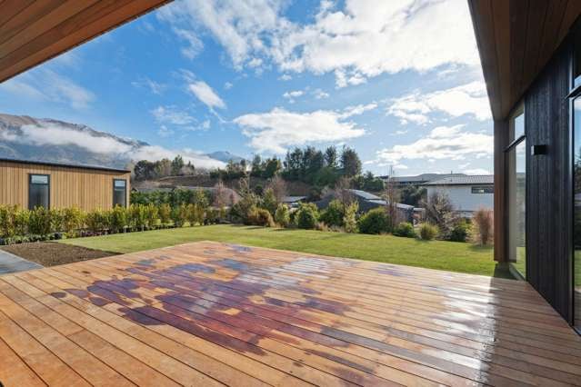 44 Stackbrae Avenue Wanaka_2