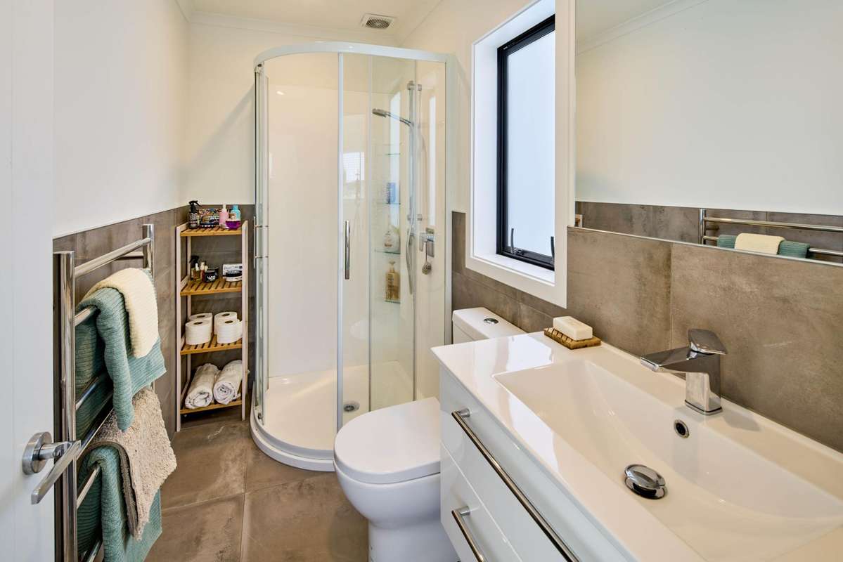 9 Martha Turnell Crescent_4