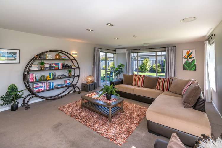 13 Grangewood Drive Lincoln_7