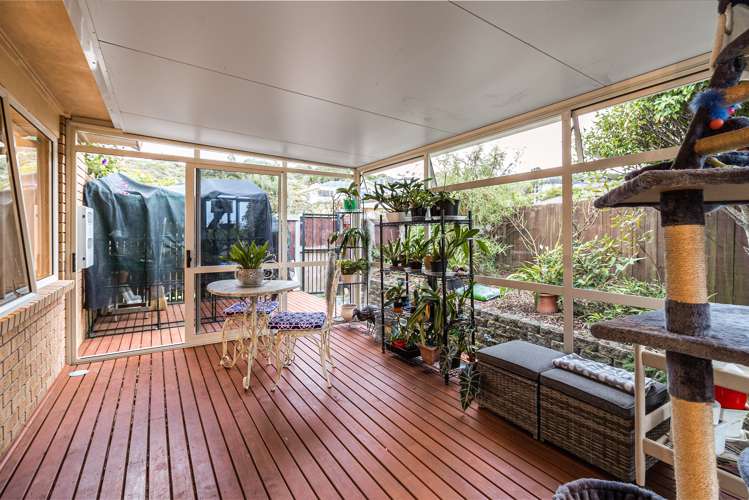 4 Astor Place Orewa_9